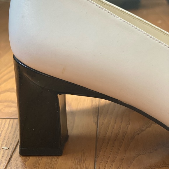 Stuart Weitzman Shoes - Picture 2 of 8